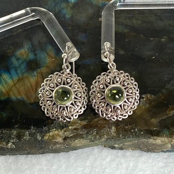 Sterling Silver 925 Celtic Infinity Knot Round Filigree Peridot Dangle Earrings - Picture 2 of 16